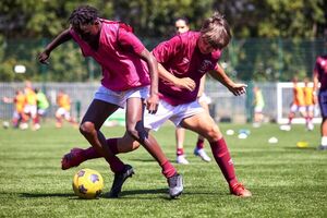 Adolescentes - West Ham United Summer Sport Program